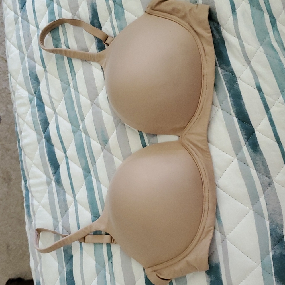 Body by Victoria's Secret 36D Bra